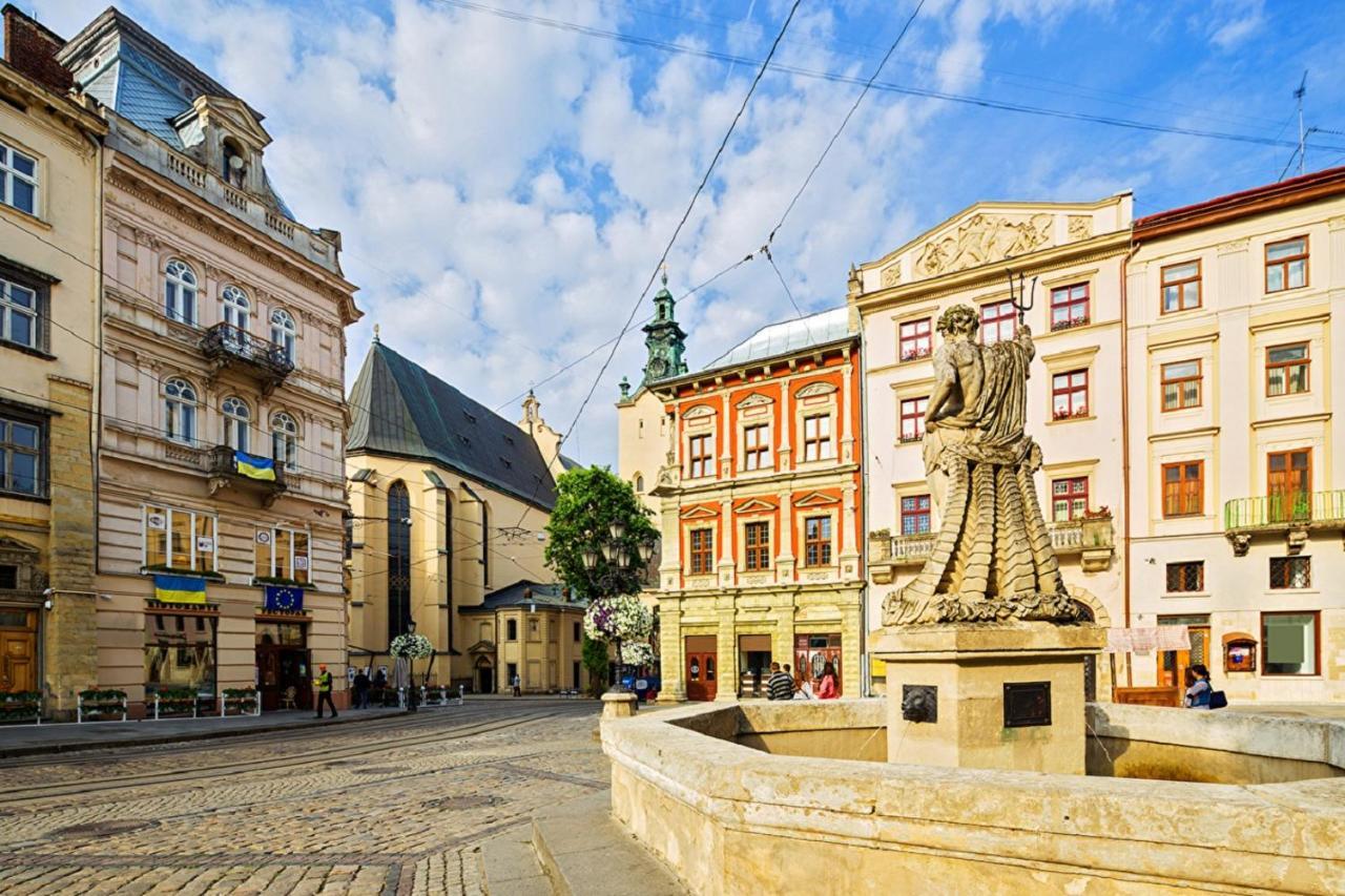 Apartment On Lychakivska Lviv Exterior foto