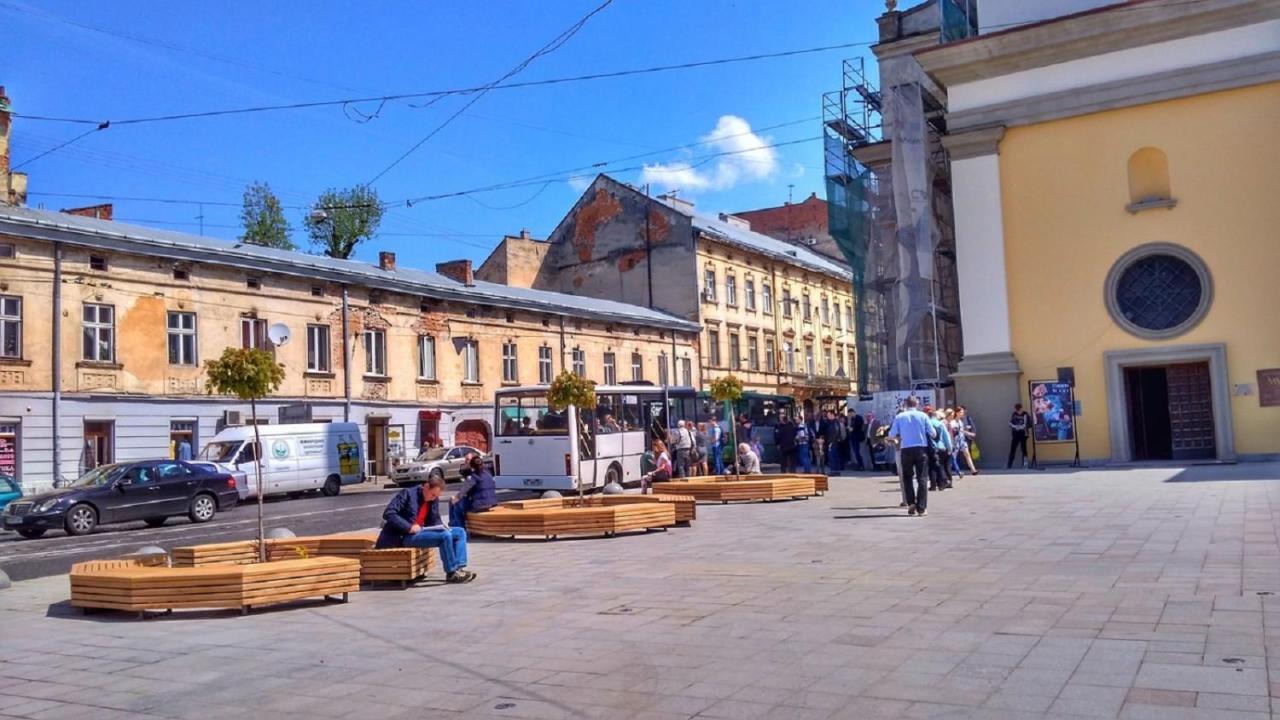 Apartment On Lychakivska Lviv Exterior foto